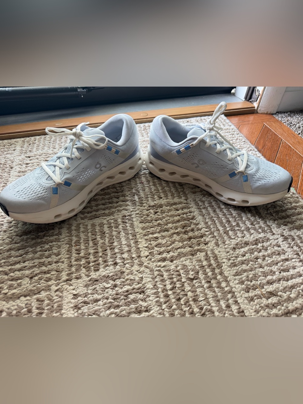 On Running Women’s Cloudsurfer 2 Sneakers - Picture 3 of 8